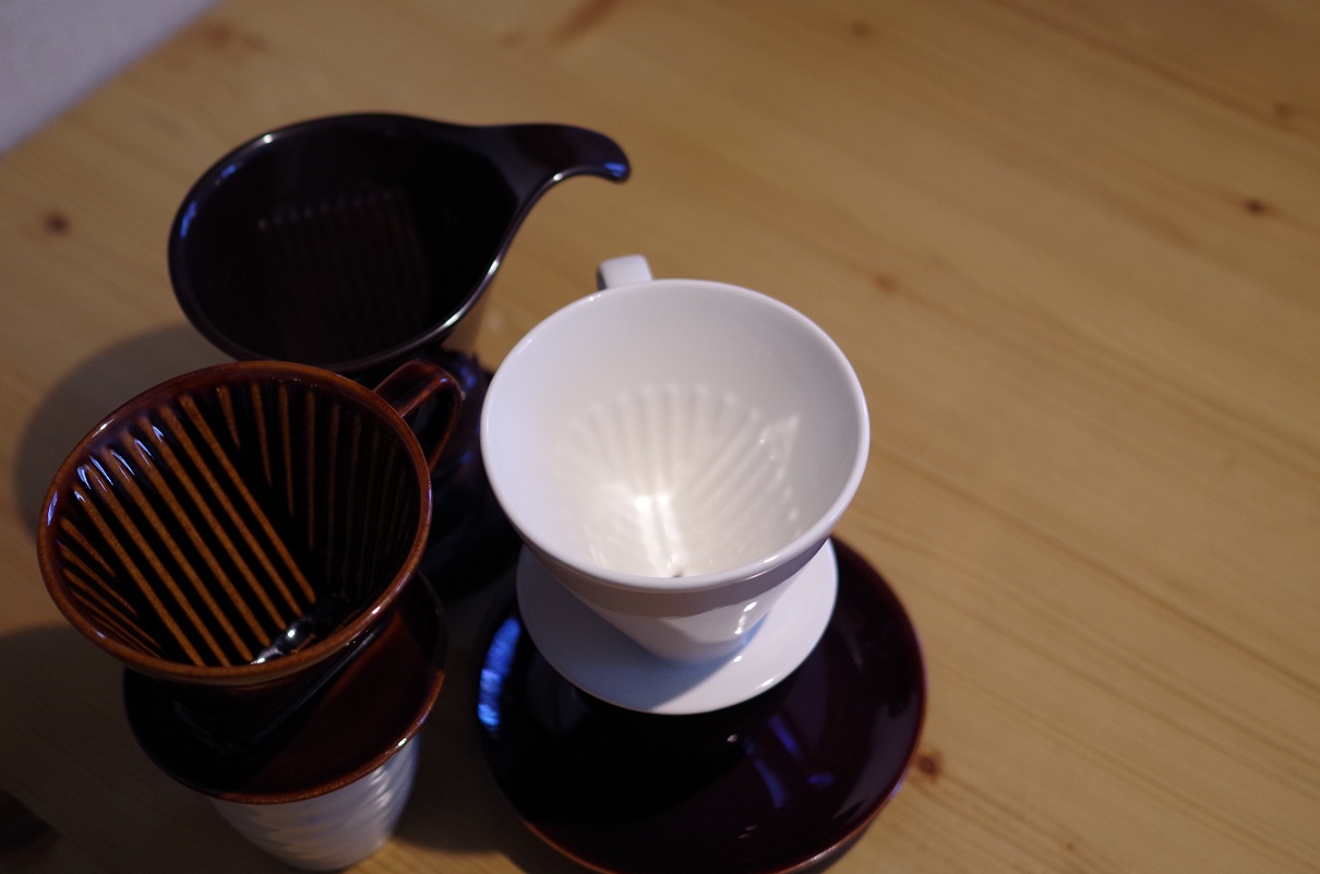 1つ穴、2つ穴、3つ穴ドリッパー