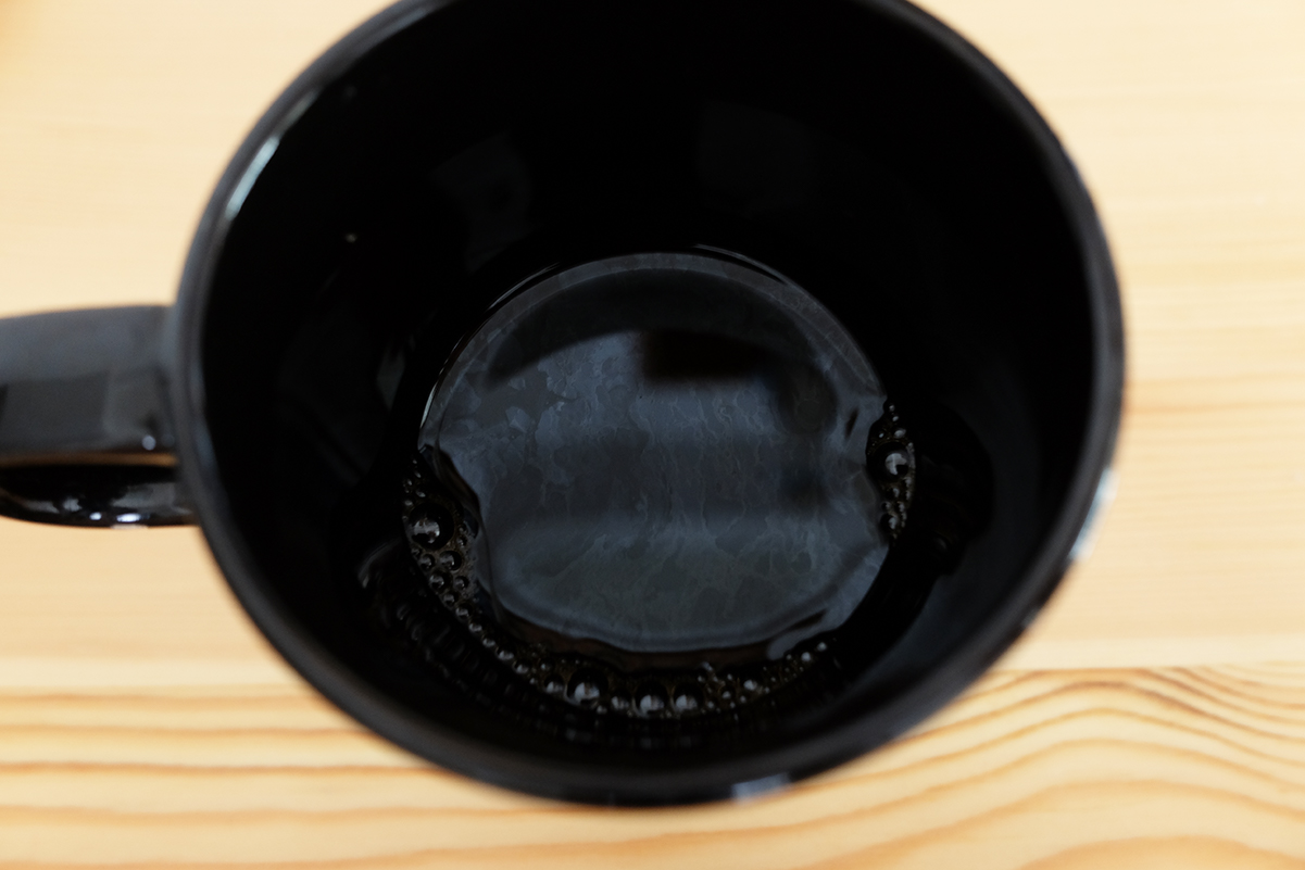 冷蔵庫で粉の状態で保存したコーヒー豆で抽出したコーヒー