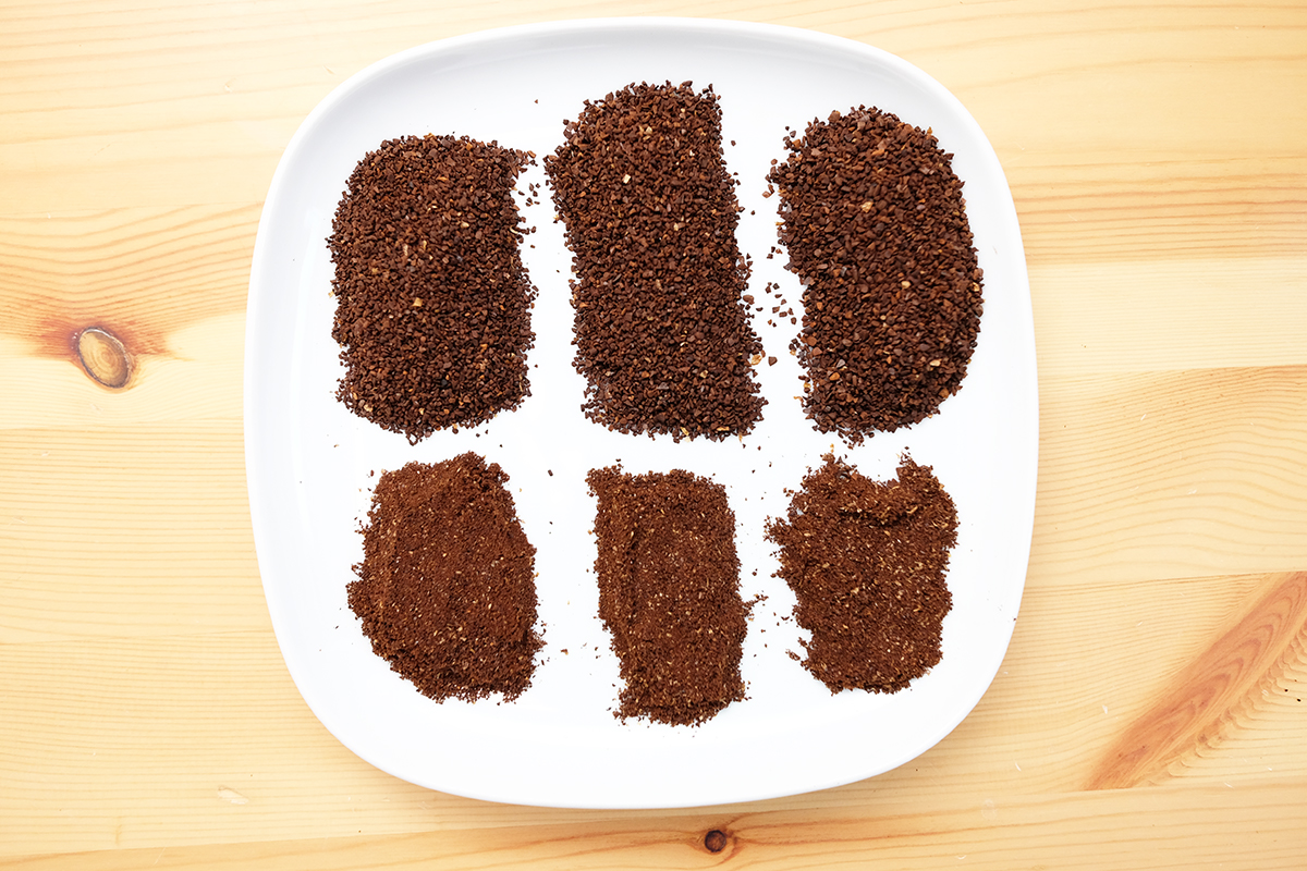 微粉を分けた3種類のコーヒー粉